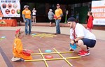 Farmers in Ford Plaza