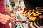 grilling burgers